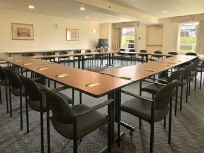 Hotel Super 8 By Wyndham Caraquet